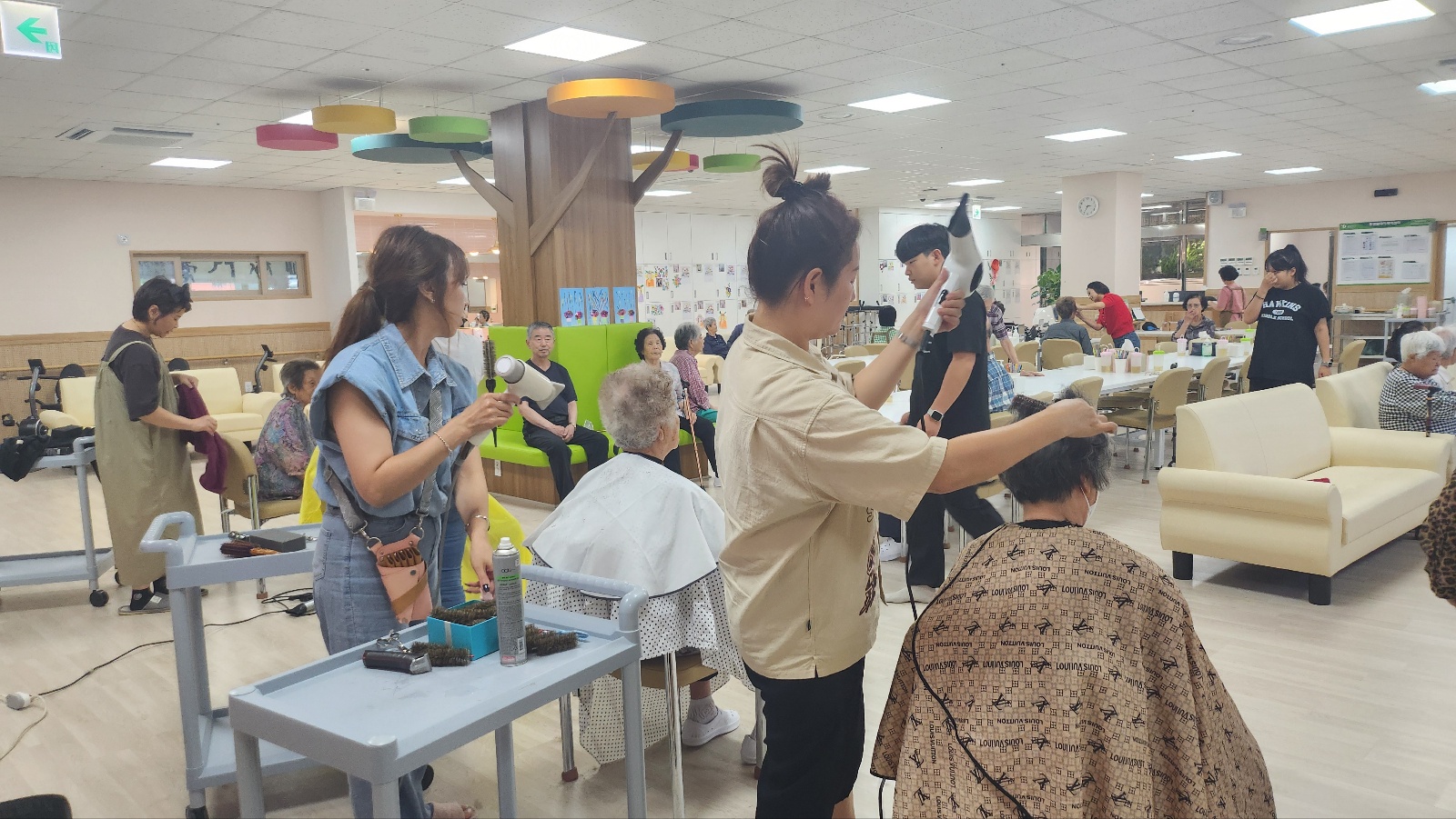동명대학교 뷰티산업학과 21학번 웰데이케어센터 봉사활동 | 뷰티산업학과
