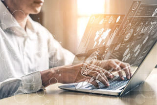 비즈니스 분야 최초의 융합학부