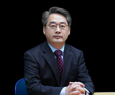 Do-ing 대학 학장